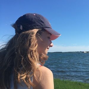 Meet your Posher, Hayley